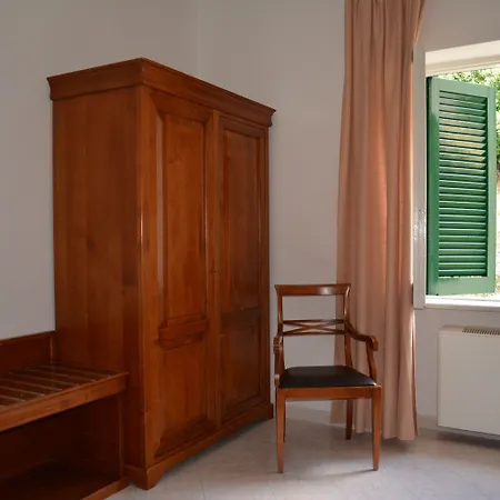 Hotel Maronti 3*