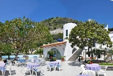 Hotel Maronti 3*