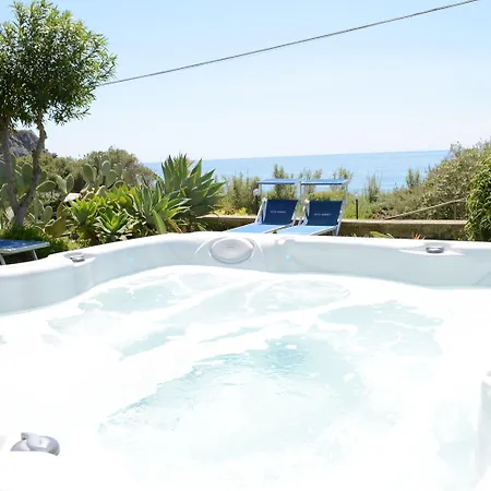 Hotel Maronti