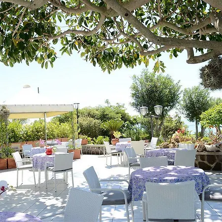 Hotel Maronti