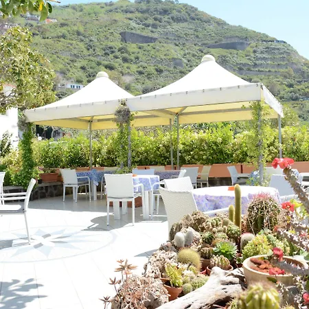 Maronti Barano dʼIschia