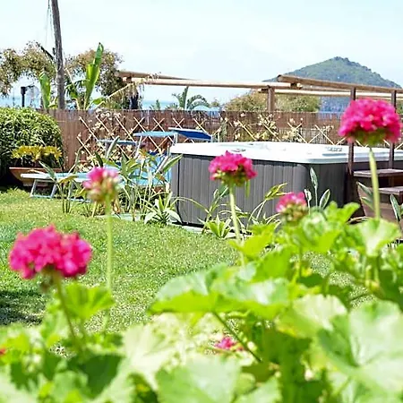 Hotel Maronti 3*