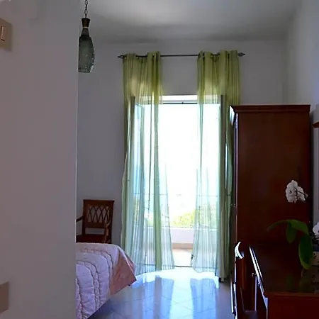Hotel Maronti 3*