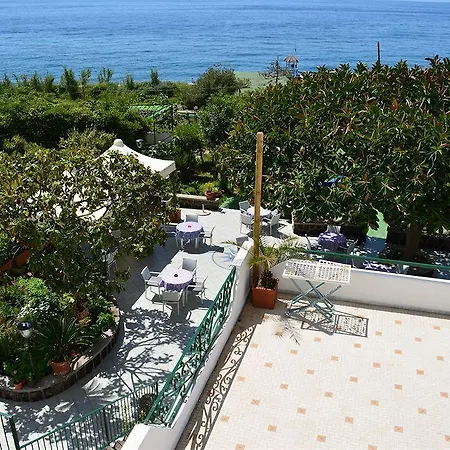 Hotel Maronti