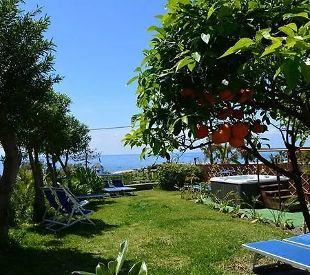 Maronti ホテル 3*