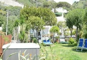 Hotel Maronti 3*