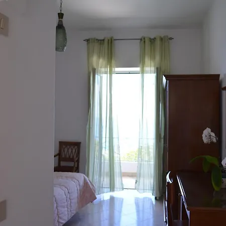 Maronti 3*