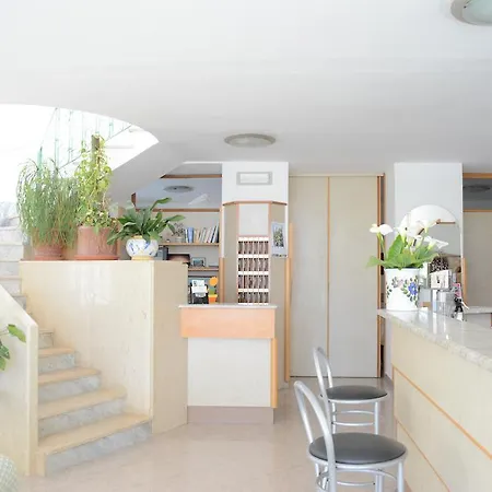 Hotel Maronti 3*