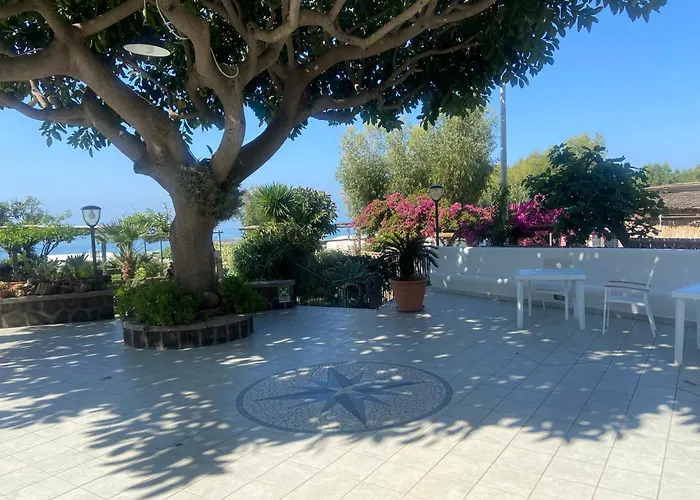 Maronti Barano dʼIschia