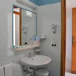 Maronti Hotell 3*