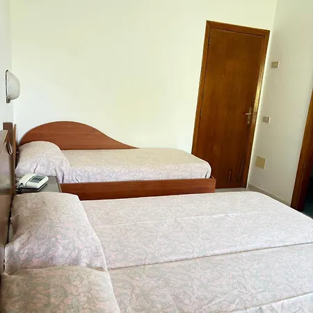 호텔 Maronti 바라노디스키아