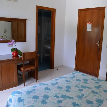 Maronti 호텔 바라노디스키아